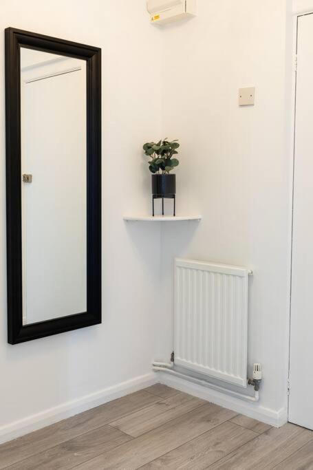 Cosy Decorated Flat In Tonbridge Διαμέρισμα Εξωτερικό φωτογραφία